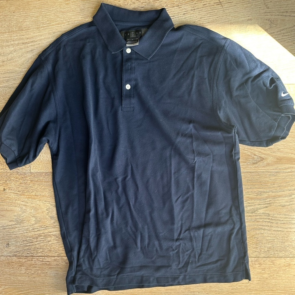Nike golf dry fit size medium
